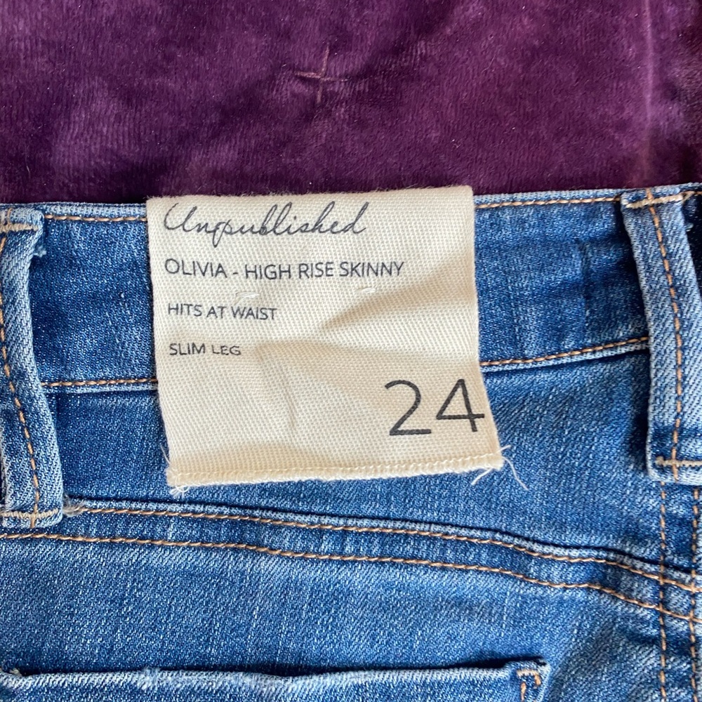 NWT Unpublished “Olivia” Jeans Sz 24 - Picture 3 of 4